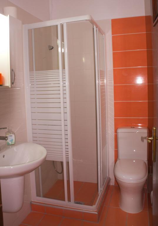 Nikolaki Rooms Порто-Рафти Экстерьер фото